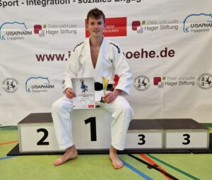 Henrik Riester holt Goldmedaille für den JC Herrenberg beim internationalen Ursapharm Cup