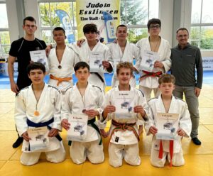 Hinten v. links: Trainer Henrik Riester, Andrii Svyrydenko, Taru Papakci,Illia Prostenko, Fedir Chekh, Trainer Ignacio Arrue Vorne v. links: Leo Vollmer, Philipp Krichewski, Florian Ostertag, Henry Wais